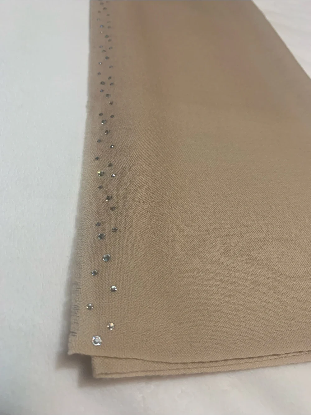 SWAROVSKI 100% Cashwool Vintage tan ladies oversized crystals scarf NIB